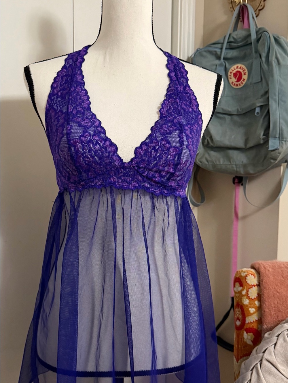 Victoria’s Secret Lace Babydoll Nightdress in Purple size small